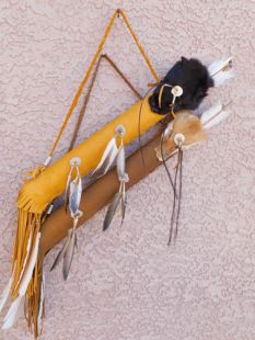 Native American Made Round Quiver with Fox Face and Arrows